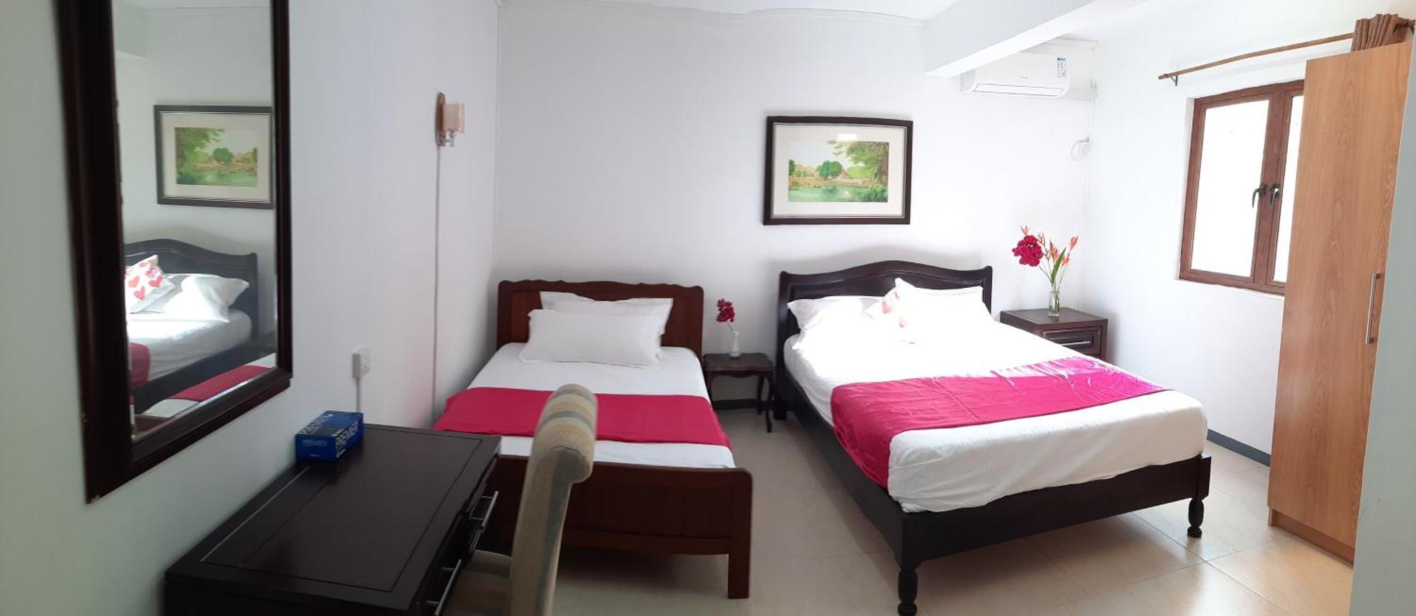Jasmin Apartments Flic En Flac Ngoại thất bức ảnh