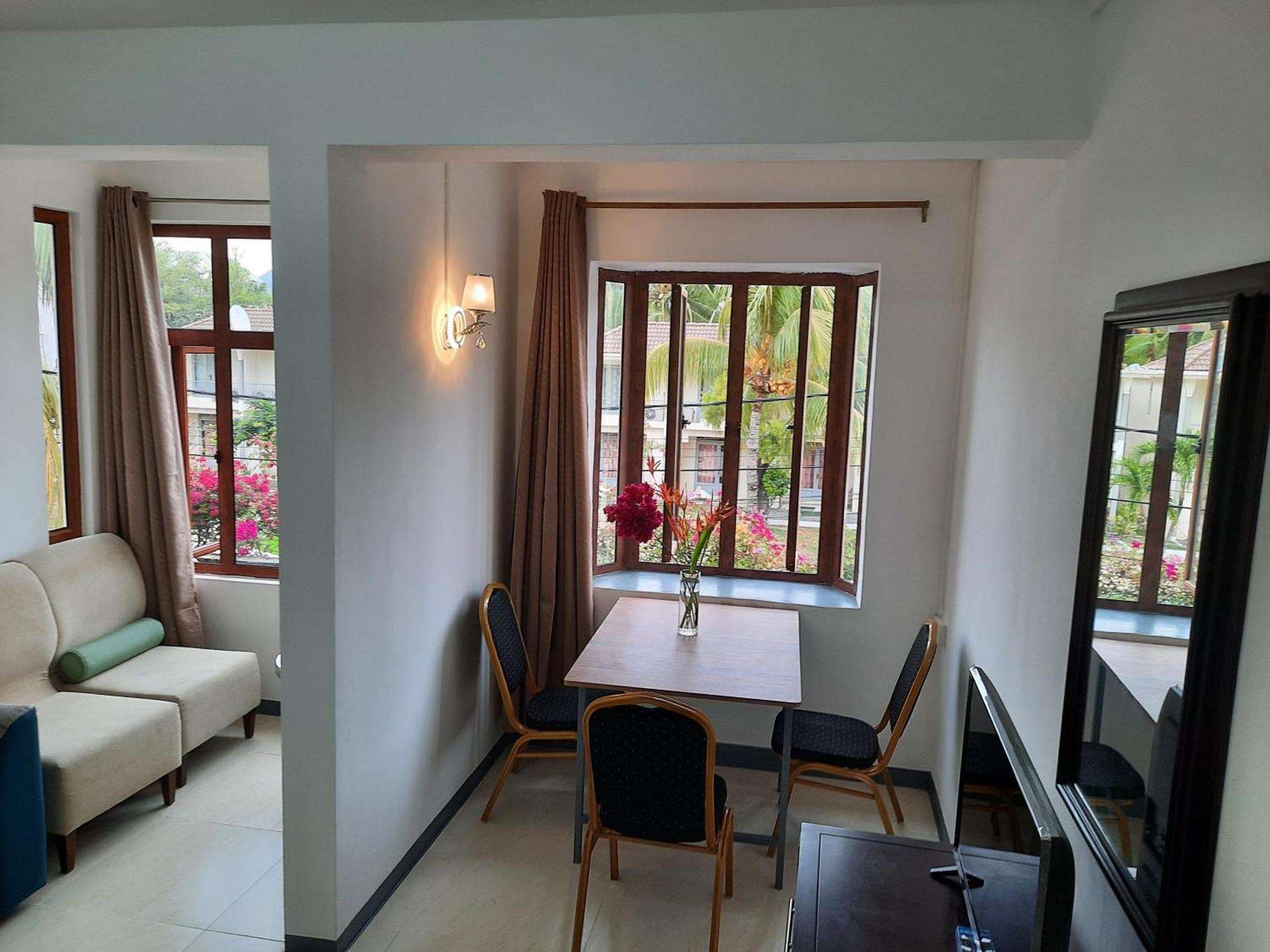 Jasmin Apartments Flic En Flac Ngoại thất bức ảnh