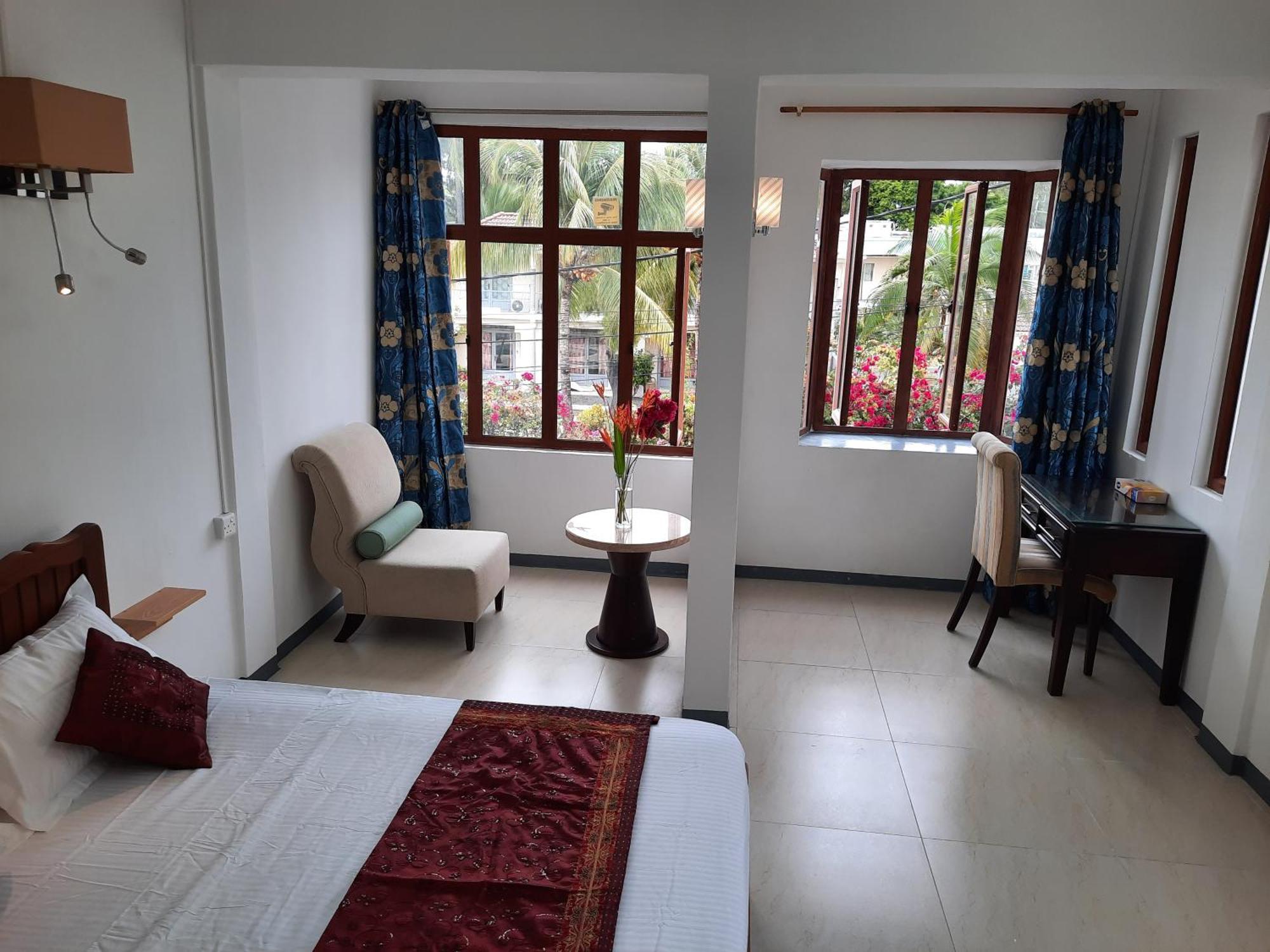 Jasmin Apartments Flic En Flac Ngoại thất bức ảnh