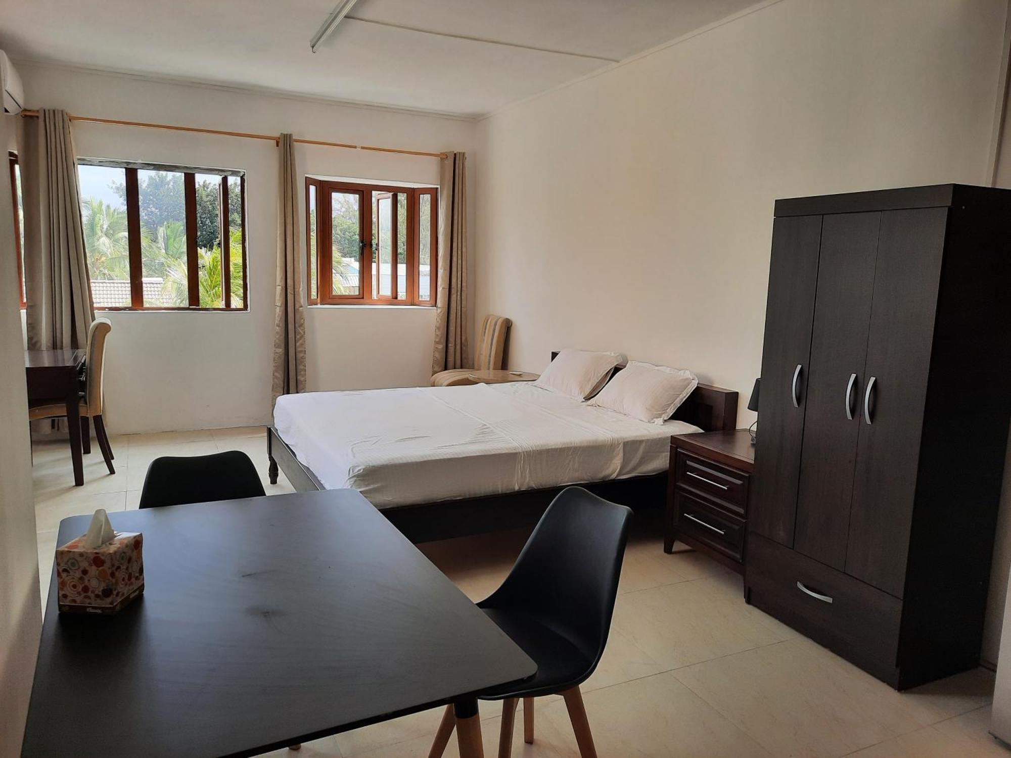 Jasmin Apartments Flic En Flac Ngoại thất bức ảnh