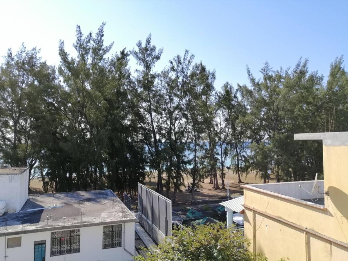 Jasmin Apartments Flic En Flac Ngoại thất bức ảnh