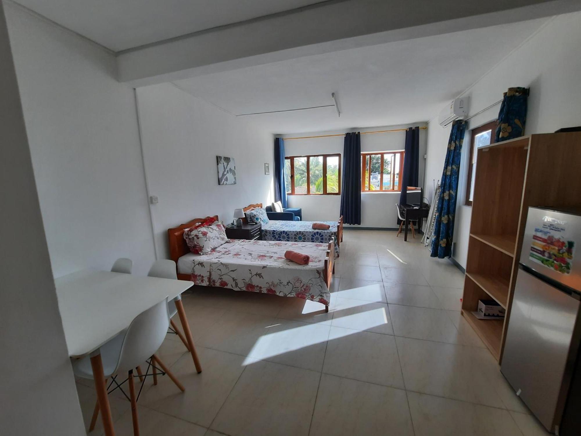 Jasmin Apartments Flic En Flac Phòng bức ảnh